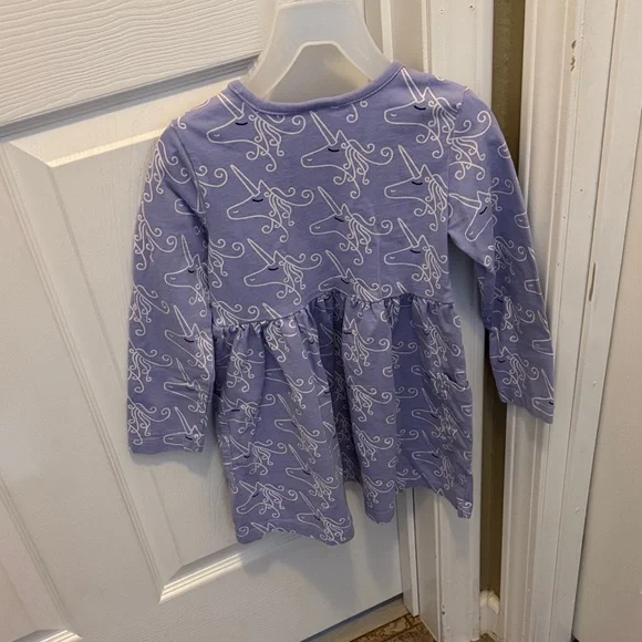Hanna Andersson Purple Dress With Unicorns - Picture 5 of 6